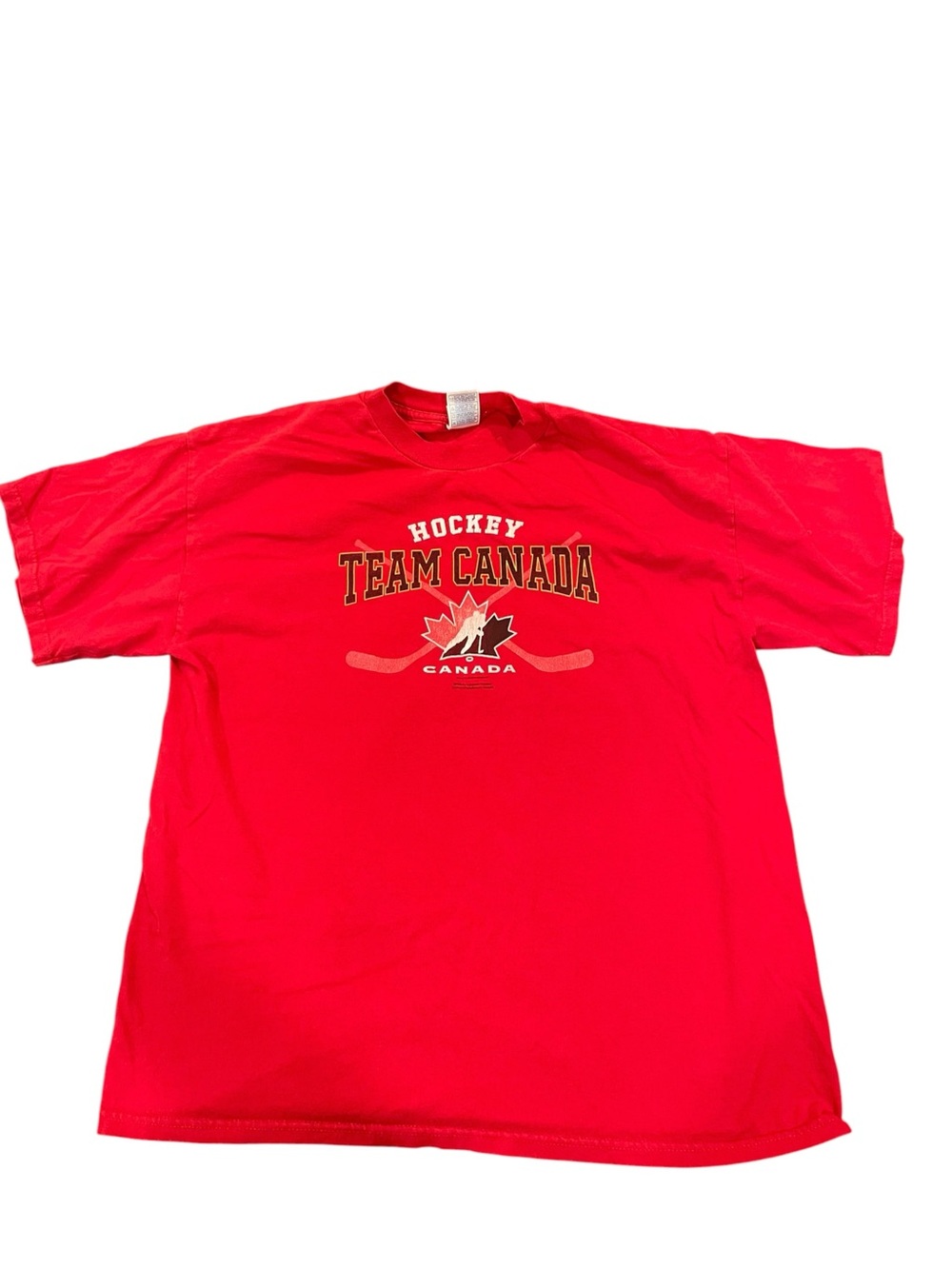 Team Canada Red Hockey Graphic Tee - Men